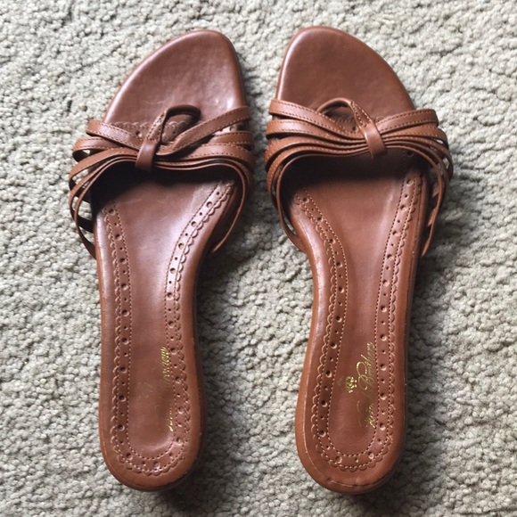 brooks brothers sandals